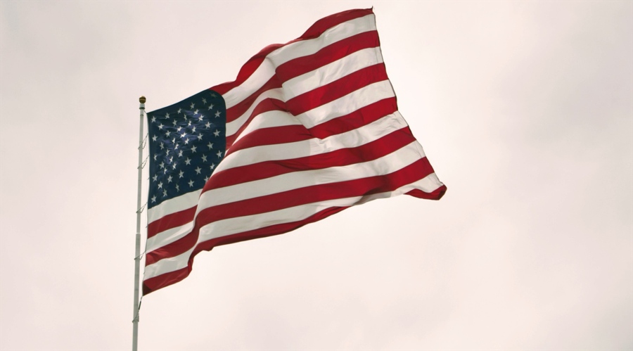 广湛高铁佛山站主站房主体结构完工